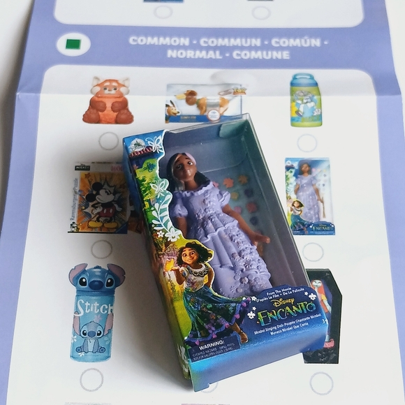 Zuru Mini Brands Disney Store Edition Series 3 Ecanto Maribel Mini Figurine - Picture 4 of 4